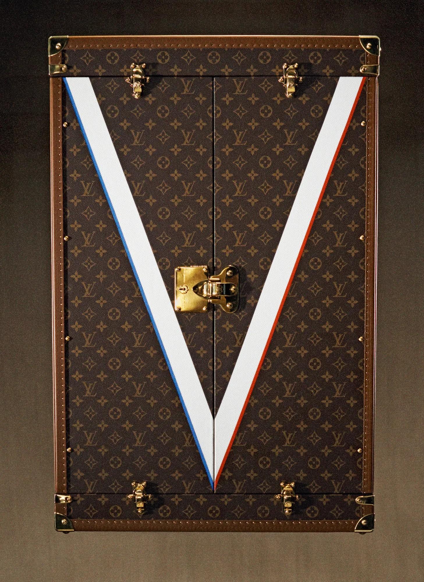 Louis Vuitton Trophy Trunk in Monogram canvas with the V motif, handcrafted in Asnieres